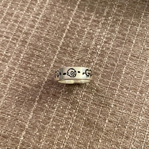 Gucci Ghost Ring In Sterling Silver w/ box and dust bag - Picture 2 of 4